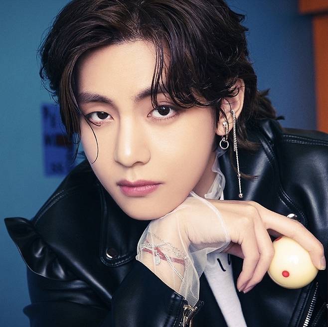 방탄소년단 뷔. 빅히트 뮤직
