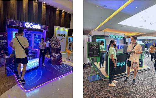 GCash(지캐시) 부스(좌)와 Maya(마야) 부스(우) / 직접 촬영