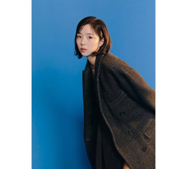 28일 서울 삼청동에 위치한 한 카페에서 채수빈은 본지와 만나 넷플릭스 '더 패뷸러스' 관련 인터뷰를 진행했다. '더 패뷸러스'는 정글 같은 패션계를 배경으로 고군분투하는 청춘들의 치열한 생존기와 뜨거운 열정을 현실감 있게 담아 설렘과 공감을 선사하는 작품이다. 넷플릭스 제공