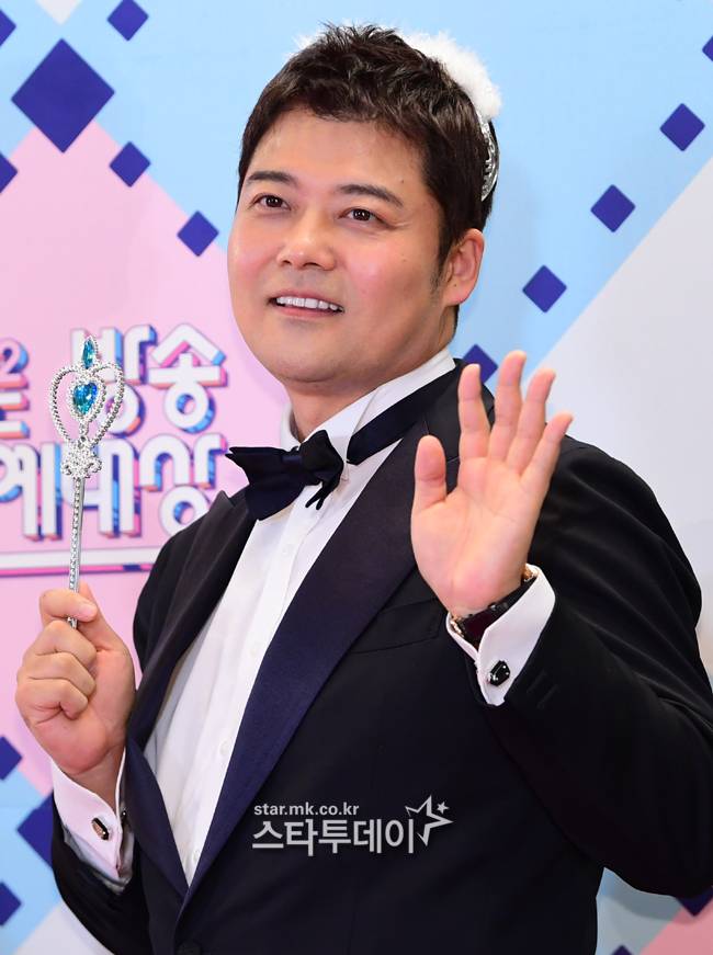 전현무가 2022 MBC 연예대상 대상을 수상했다. 강영국 기자