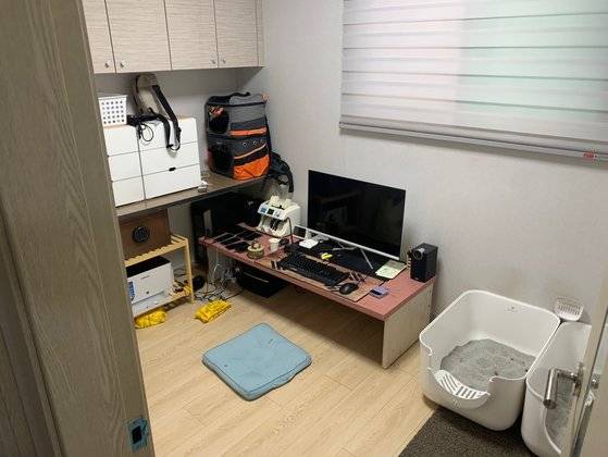 지난 2년 간 성남과 의정부에서 운영한 기업형 성매매업소 사무실. 경찰은 3일 이들을 구속·검거 했다고 밝혔다. 사진 경기북부경찰청