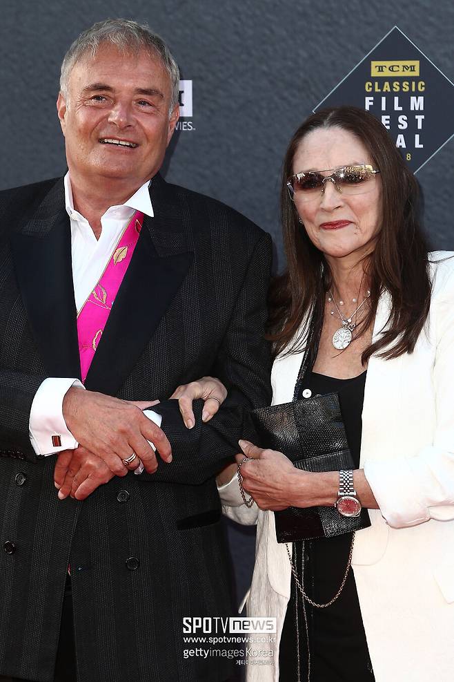 ▲ 레너드 위팅(왼쪽)과 올리비아 핫세. ⓒ게티이미지