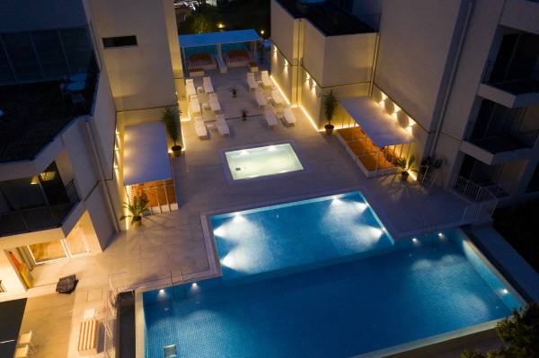 머큐어 앰배서더 제주 호텔 TVGR 인피니티 풀. /사진= 테디밸리 골프앤리조트