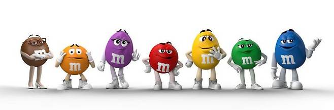 미국 유명 초콜릿 엠앤엠즈(M&M's)의 대표 캐릭터 '사탕 대변인(spokescandies)'(사진출처=엠앤엠즈 트위터)