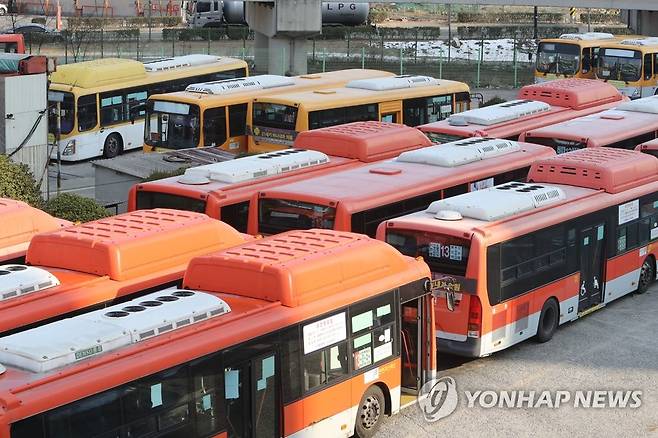 목포 시내버스 운행 중단 장기화 (출처 : 연합뉴스)