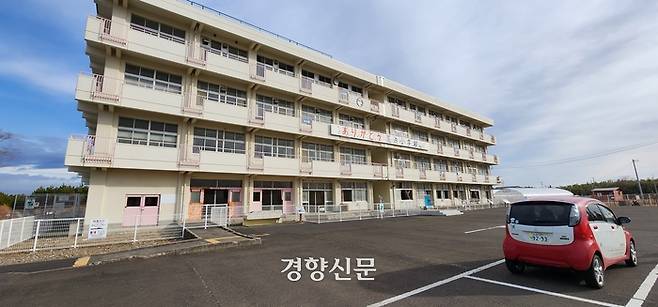 2011년 3월 11일 동일본 대지진 및 거대 쓰나미 이후 미야기현 센다이시 와카바야시구 아라하마지역에 유일하게 남은 아라하마초등학교. 윤희일 선임기자