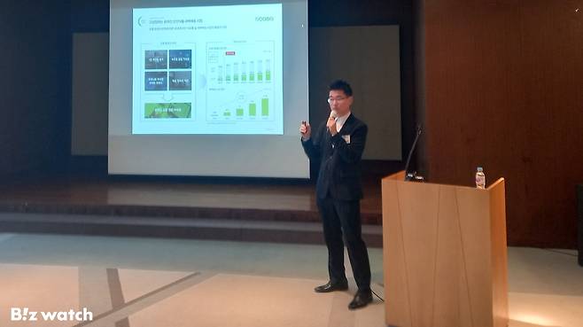 안준형 오아시스 대표이사는 흑자의 원동력인 충성도 높은 회원 수를 130만명에서 상장이후 1000만명까지 늘리겠다는 계획이다. /사진=이용준 기자 yjy@