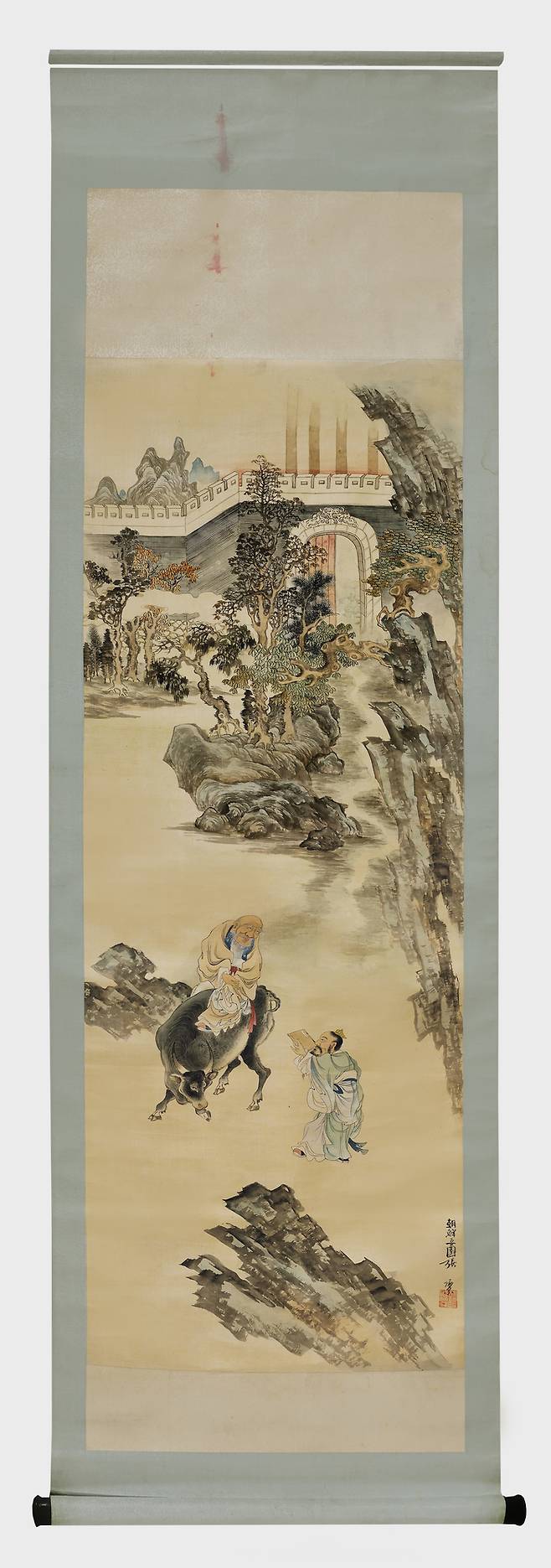 장승업의 작품 중 보기 드문 대작인 ‘노자출관도’( 비단에 채색, 174.3×65㎝). 국외소재문화재재단 제공