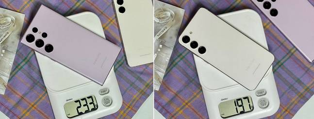 갤럭시S23 울트라(왼쪽)와 플러스(오른쪽) 무게 비교./사진=백유진 기자 byj@