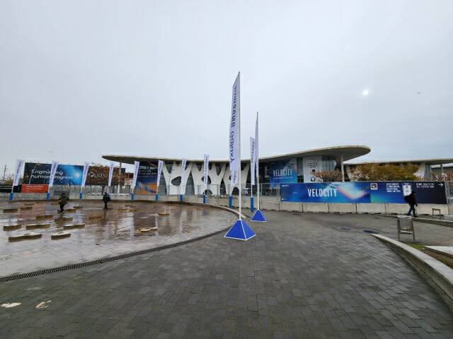MWC 메인 전시장 피라그란비아