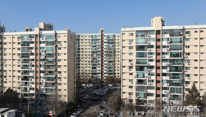 서울 강남구 압구정 현대 아파트 모습. 뉴시스 자료사진.