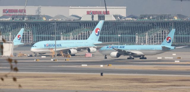 인천국제공항 제2여객터미널에 세워져 있는 대한항공 여객기. 연합뉴스