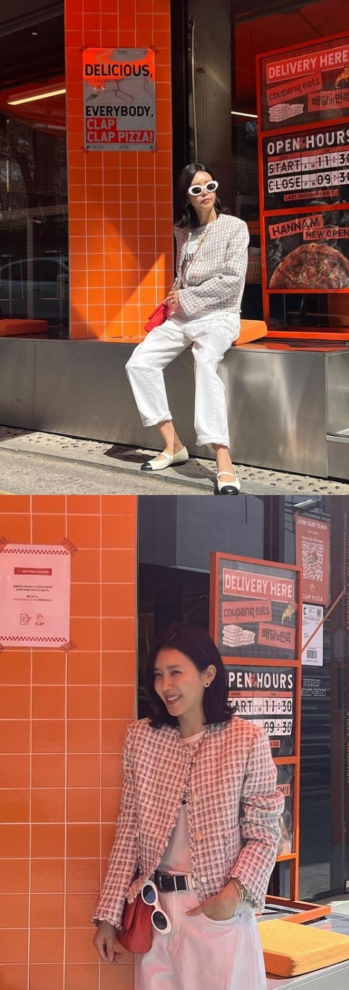Chae Jung-an posted several photos on his instagram on the 23rd with an article entitled I am dazzling these days.In the photo, Chae Jung-an is wearing a white-toned outfit that goes well with the bright sunshine. The luxurious tweed jacket gives a point with cute sunglasses, which is luxurious and cute.The netizens responded to My sister-in-law, My sunglasses are completely my style and Its hard to look at it.On the other hand, Chae Jung-an is communicating with fans through the YouTube channel and is scheduled to appear on TVNs new drama Family scheduled to air on April 17th.