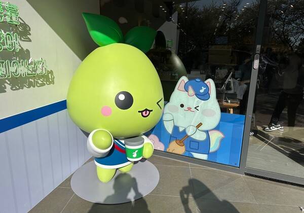 - 어느 장소에서든 로스트아크의 인기가 하늘을 찌른다