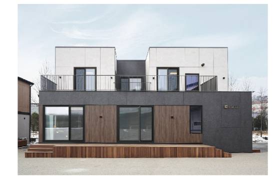 자이가이스트가 충남 당진 공장부지 내에 설치한 목조모듈러주택 Vol.54(54평형) 샘플하우스 전경./ 사진=GS건설 제공