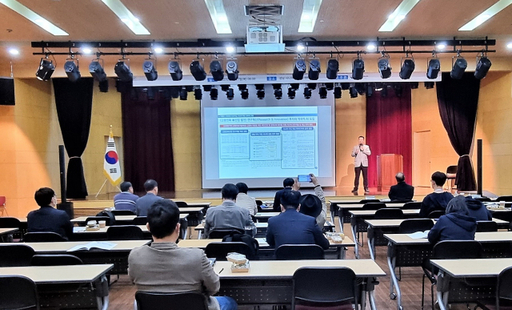 성남 시니어산업혁신센터는 지난달 28일 ‘제3회 K-시니어비즈넷 조찬포럼’을 개최했다. 성남시니어산업혁신센터 제공