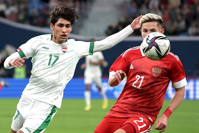 지난 3월27일 러시아 상트페테르부르크에서 열린 러시아와 이라크의 국가대표 친선경기. 러시아 대표팀은 여전히 아디다스 유니폼을 착용하고 있다. 타스연합뉴스