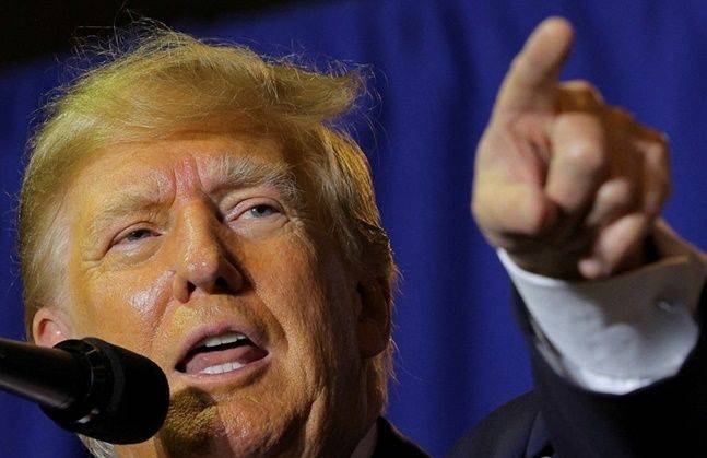 도널드 트럼프 전 대통령이 10일(현지시간) CNN과의 생방송 인터뷰에 출연했다. ⓒ로이터/연합뉴스