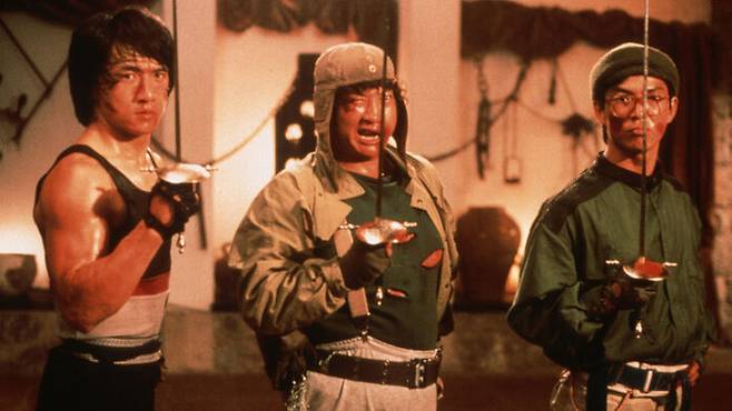 "쾌찬차(1985)." 왼쪽부터 성룡, 홍금보, 원표