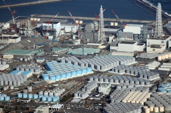 일본 후쿠시마 제1원전 부지 탱크에 보관 중인 방사성물질 오염수. AP 연합뉴스