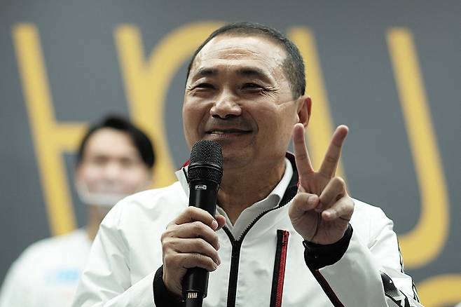 허우유이 신베이시 시장이 지난해 11월 대만 지방선거 유세현장에서 포즈를 취하고 있다. /AFPBBNews=뉴스1