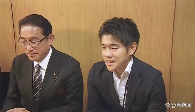 기시다 후미오 일본 총리의 장남(오른쪽)이 총리 비서관으로 근무하며 각종 논란의 중심에 선 것에 대해 일본 국민들 대다수가 부정적 인식을 가진 것으로 나타났다. 출처 웨이보
