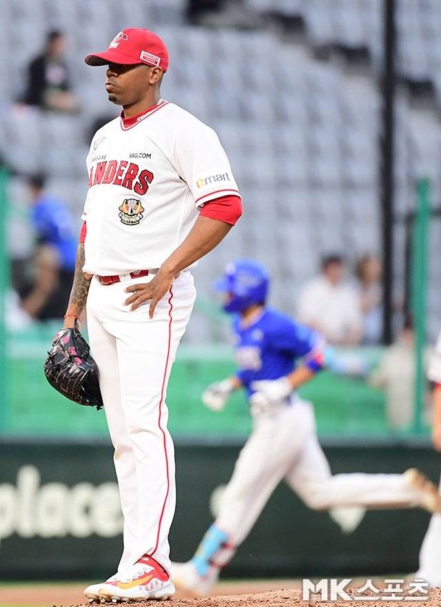 엘리아스는 웃을 수 없었다. 사진(인천)=김영구 기자