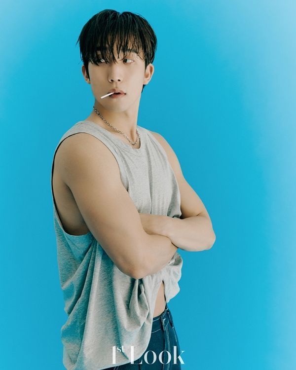Lee Sang Yi, who is about to release Hunting dogs, revealed Xiao Xin as an actor.On the 5th, Lee Sang Yis agency, PLK Good Friends, unveiled Lee Sang Yis picture with a fashion magazine.In the picture, Lee Sang Yi showed a solid muscular body with a variety of sleeveless shirts that seemed to have a cool sea breeze, and showed healthy sexiness and deep masculinity.In an interview with Lee Sang Yi, Lee Sang Yi talked about the Netflix series Hunting dogs that will soon meet with global viewers. The atmosphere of Kim Ju-hwans previous film Youth Police was very good.Hunting dogs also seemed attractive to two ordinary men who were not outstandingly outstanding, fighting bad people to defend their loved ones in a situation of pandemic. Lee Sang Yi confessed that he was attracted by the action he had not done before. Lee Sang Yi said, Action team and opponent actor Dohwan became a big support.Like the dry cow in the play, there is charisma and the subjectivity is clear.On the contrary, I am a personality that neutralizes the difficult situation like Woojin in the play or the tense moments between people. He made a chemistry with Woo Do-hwan who made his first acting breath.Lee Sang Yi, who says that he is usually positive personality and tries to think as simple as possible when it is difficult. He is a type that prepares and seeks new things as if he is sleeping and welcoming tomorrow as soon as he touches his head.It is also a style that separates the ball and the company well. When the sa is well charged, the ball seems to flow well. It is a way to keep and maintain oneself well beyond selfish or personal. He said Xiao Xin about inner harmony and balance.Lee Sang Yi said, I feel that it is time to look at the world, acting and works. Every day countless contents meet audiences and viewers from various countries.Hunting dogs are also in the process of being released in various countries, and there is an opportunity to meet as many people as possible. I think it would be interesting to work extensively not only in Korea but also in various stages and professions. I have to make my own tulips.I absorb it so hard that the bulb can bloom at any time, he added, adding to the future.On the other hand, Hunting Dogs will be released on Netflix on the 9th.