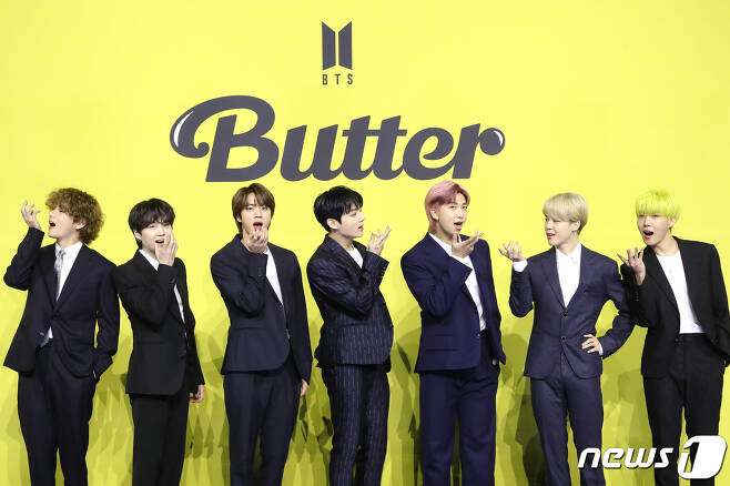 그룹 방탄소년단(BTS) 뷔(왼쪽부터), 슈가, 진, 정국, RM, 지민, 제이홉ⓒ News1