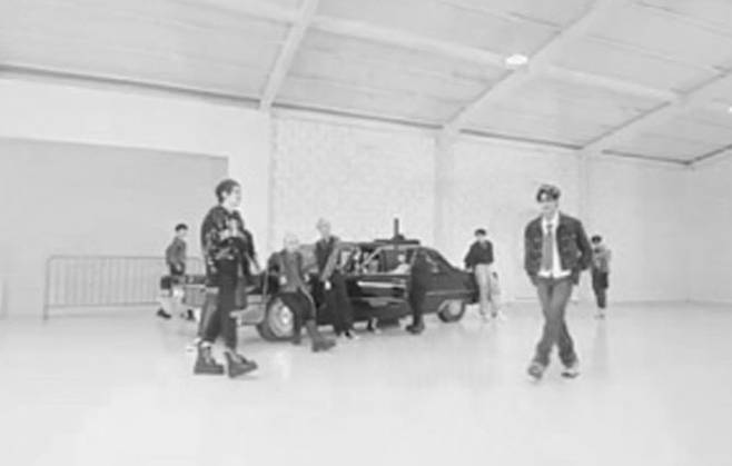 (사진=펑키스튜디오)