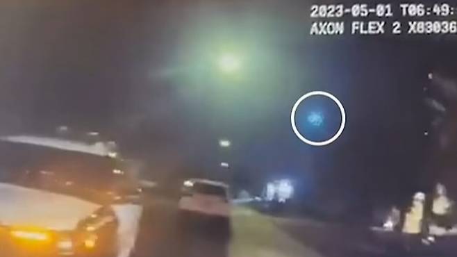 美 경찰 보디캠에 찍힌 UFO…“뒷마당에 무언가 추락…인간 아닌 존재 봐” 신고 전화도