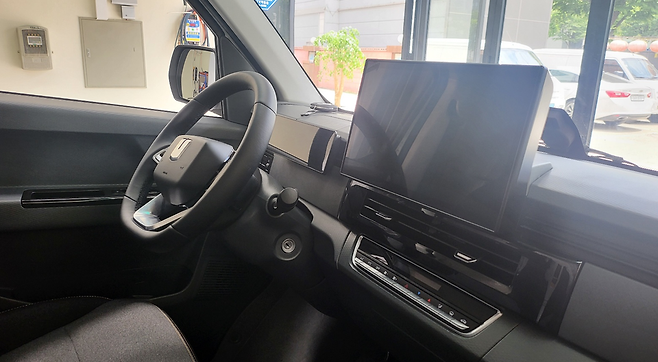 PC버전의 센터 디스플레이