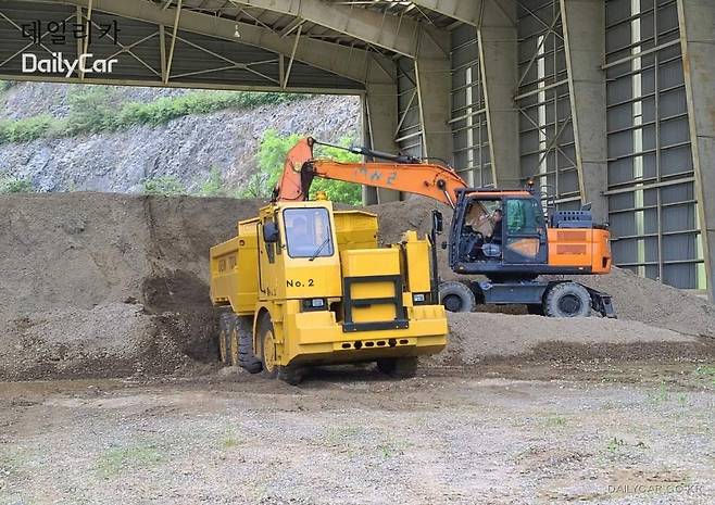 새안, 30톤급 굴절식 전기 덤프트럭 (건설기계부품연구원 종합성능시험센터)