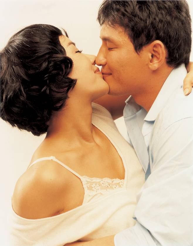 영화 '내 생애 가장 아름다운 일주일'의 한 장면. 맥스무비DB