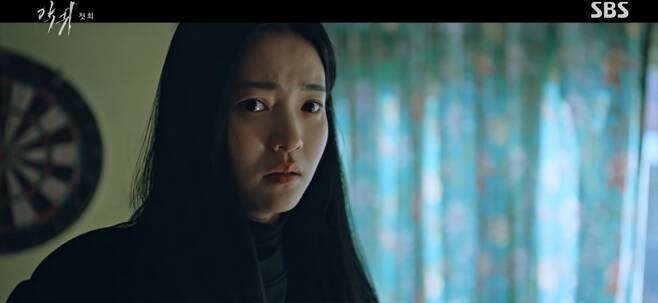 The first episode ended with Kim Tae-ri, who was shocked and horrified by the Stay Puft Marshmallow Man.TV viewer ratings for the first episode of a demon, which aired on the 23rd, recorded 9.9 percent of households nationwide, 10.8 percent of households in the Seoul metropolitan area, and 12.8 percent at the moment, topping the list of all programs in the same time slot and Friday.2049 TV viewer ratings, a key indicator of channel competitiveness and topicality, also ranked first in the same time zone with 4.1%.Gusan!Young (Kim Tae-ri) finally sees the Stay Puft Marshmallow Man.Folklore studies such as red Daenggi, jade hairpin, black rubber band, blue Onggi sculpture, herbaceous bottle, and gold wire were hinted as clues to stimulate curiosity.Kim Tae-ri and Oh Jung-ses acting immersed them in the story.Kim Tae-ri infused the reality of youth who lives harder than anyone else even though it is hard on the face of Sanyoung who is preparing for the civil service examination by taking charge of livelihood with various part-time job on behalf of mother Kyung Moon (Park Ji-young)On the other hand, in a few scenes that turn into a demon, the action alone emits an eerie aura, raising expectations for the performance of the two faces that will become full-fledged in the future.Stay Puft Marshmallow Man is a crazy professor, said Oh Jung-se, a professor at Salt Damage, who stood firmly in the value of Folklore studies at No Strings Attached.The traces of the years that have struggled to prevent unjust and sad deaths can be read on faces without emotional ups and downs.After hearing the news of the death of his father, Gu Steel wool, he was led by his mother to Hwawonjae, where the funeral was held. It turned out that his mother, Gyeongmun, had been hiding the divorce and deceiving her daughter that her father had died in an accident.However, he did not make Steel wool a dead person for a long time, and he threw away the only thing he had left to his daughter, and said, Do not touch anything in the house.I felt frustrated because I didnt know why my mother hid my fathers existence and felt terrible, but I couldnt ask my weak-hearted mother any more.The chaotic situation in the daily life of San-young, who had been living a hard life, continued on the following day. I went to the mountain-eun-eun construction site to deliver food, and there I met a salt damage prize who came to distinguish cultural assets.The previous day, when he met in front of the flower garden, he asked if he was the daughter of Professor Steel wool, but this time he left a few letters and asked why he did not contact him. Then he got a demon.(Yesterday) is bigger than  ⁇   ⁇   ⁇   ⁇   ⁇   ⁇   ⁇   ⁇   ⁇   ⁇ .........................................................However, there have been a series of incidents of people dying around the mountain.Lee Hong-sae (played by Hong-kyung) and Seo mun chun (played by Kim Won-hae) from the Seoul Metropolitan Police Agencys violent crime investigation unit came to inform them that a voice phisher (played by Kim Sung-kyu) who extorted San-youngs house deposit had died, and asked for San-youngs alibi.No Strings Attached, a middle school student who opened the window and took a picture, was found dead in the house where San-youngs best friend Se-mi (played by Yang Hye-ji) moved.Only then did he come up with a warning from Hyundai Marine & Fire Insurance that people die around him. Yong-eun went with him to investigate the strange phenomenon happening to Jasin.According to Hyundai Marine & Fire Insurance, someone could have died again if they did not listen to why the Stay Puft Marshmallow Man attached to a hidden camera student remained here.A hidden camera student who visited Sanyoung was extremely terrified that a girls cry was heard from a phone call from a friend who had recently jumped from the roof of the school and died.At the moment I was listening to the story, I finally froze on the spot when I saw the Stay Puft Marshmallow Man, who was bleeding in the mirror.As Hyundai Marine & Fire Insurance said, the Stay Puft Marshmallow Man stood in front of the open front door.A demon, who manipulated the old steel wool to kill himself, was attached to Sanyoung through a red Daenggi  ⁇  left as a souvenir, and raised the size of the shadow by listening to her latent Blow-Up.When the voice phisher was released due to insufficient evidence, a demon that escaped from the body of the mountain man manipulated him to hang himself as in the old steel wool.Hyundai Marine & Fire Insurance, who received a letter from Steel wool asking me to help my daughter, Sanyoung, if I die, as if I had anticipated Jasins death, saw a demon that killed Jasins mother a few decades ago.For the next two years, I have been living in a world where I have been living in a world where I have been living in a world where I have been living in a world where I have been living in a world where I have been living in a world where I have been living in a world where I have been living in a world where I have been living in a world where I have been living in a world where Provoked.