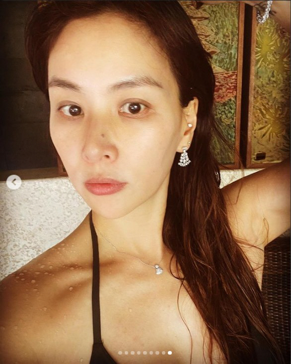 Actor Ko So-young has revealed an unbelievable selfie of himself in his 50s.On the 25th, Ko So-young unveiled a self-portrait taken during a family trip without much explanation.In the photo, Ko So-young revealed a picture of her resting in modest clothes and showing off her bare face in a bikini, especially Ko So-youngs porcelain skin, which cannot find wrinkles and pores even though it is a super-close photo.On the other hand, Ko So-young is married to actor Jang Dong-gun in 2010 and has one male and one female.