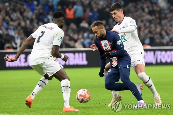 이강인의 동료가 된 네이마르 (사진 = 연합뉴스)