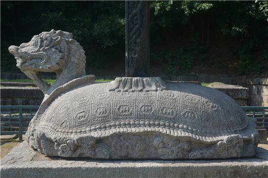 ▲ 지광국사탑비 귀부.