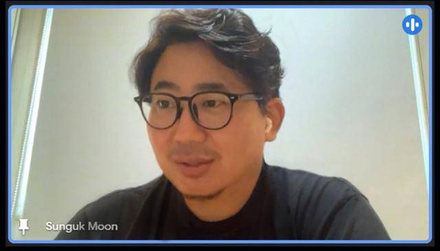 문성욱 팀블라인드 대표가 한국일보와 영상회의 시스템으로 인터뷰하며 AI 뉴스 서비스와 나스닥 상장 등 향후 계획을 설명하고 있다. 팀블라인드 제공