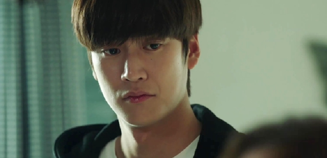 '오랫동안 당신을 기다렸습니다'가 막을 올렸다. 이 작품은 살인 사건의 진범을 쫓던 형사가 가족의 감춰진 비밀과 욕망을 마주하게 되는 이야기를 담은 진실 추적극이다. ENA 제공