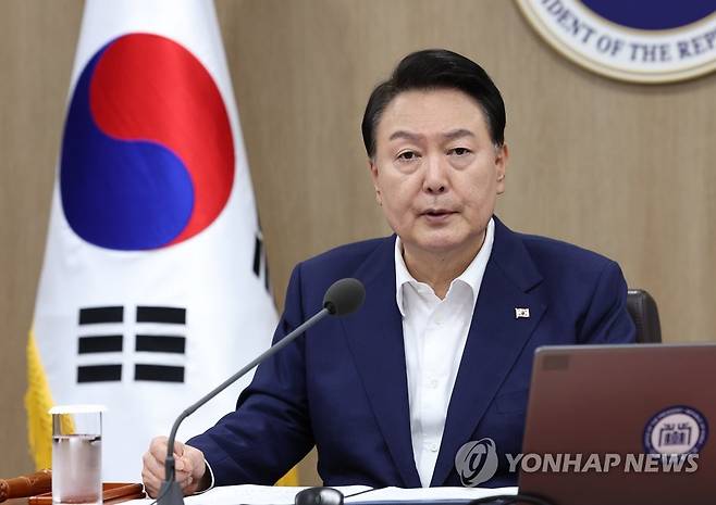 윤석열 대통령 (서울=연합뉴스) 임헌정 기자 = 윤석열 대통령이 지난 1일 서울 용산 대통령실 청사에서 열린 국무회의에서 발언하고 있다. 2023.8.1 kane@yna.co.kr