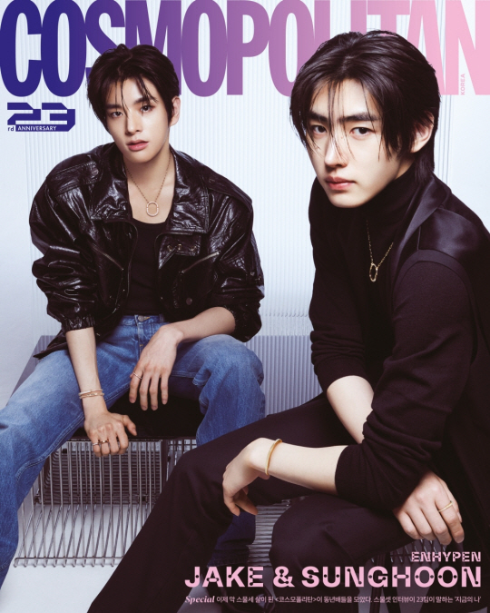 Jake and Sung Hoon of the group hyphen decorate the cover of the September issue of fashion magazine  ⁇  Cosmopolitan  ⁇ .Cosmopolitan released an interview with a pictorial with Hyphen Jake and Sung Hoon and jewelery brand Tiffany on the 16th.In an interview with a photo shoot, the two of them said, I do not know about growth at the time, but when I look back, I realize that I have grown as much as I have grown.Just as I felt like I grew up thinking about me two years ago, I felt that my growth will be felt when I look back later.When asked what had changed since his debut, Jake replied, I didnt know anything about it at the time of my debut, but now I know exactly what I have to do in this job. I have a lot of fans watching, and I definitely feel responsible.Sung Hoon said, I think I have grown a lot when I think about my debut. In terms of performance and vocals, I became more proficient in using expressions when shooting pictures like today. I am looking for my own color.