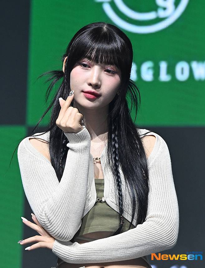 포토타임에서의 시현, ‘매혹적인 하트’