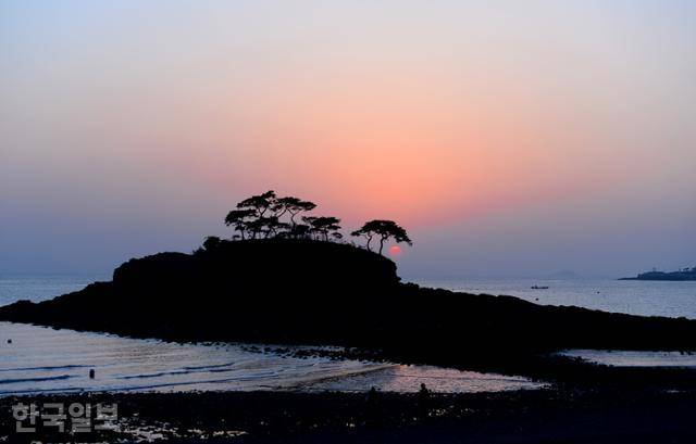 변산반도 솔섬 일몰 풍경.