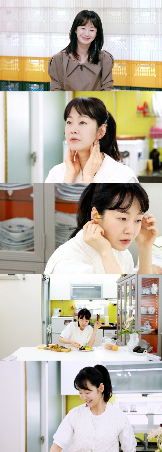 Actress Myung Se-bin reveals her secret to baby beautyKBS 2TV  ⁇ StarsStars Top Recipe at Fun-Staurant  ( ⁇ StarsStars Top Recipe at Fun-Staurant ), which will be broadcast on September 1, has a beautiful chef, Myung Se-bin, returning after a long time.Beauty Myung Se-bins lively and lovely single life, as well as personalized dishes and recipes for one person, are expected to be revealed during the entertainment industry.Myung Se-bin is enjoying a new heyday after JTBCs popular drama  ⁇  The Doctor Cha Jeong-suk  ⁇ , which has the highest audience rating of 18.5%.As soon as I met Myung Se-bin at the recent  ⁇  Stars Top Recipe at Fun-Staurant  ⁇  Studio recording,  ⁇  Stars Top Recipe at Fun-Staurant  ⁇  The family members did not really change  ⁇   ⁇   ⁇   ⁇ ,  ⁇   ⁇  The skin was so good.The special MC star looks directly at the frozen Beauty, and the MC boom manager laughed when he said that he wanted to say that he was the first Nitrogen Packaging Beauty in the entertainment industry after  ⁇   ⁇   ⁇  Beauty, Frozen Beauty.Myung Se-bin said, Thank you. I try to keep it. Myung Se-bin is 48 years old this year.In the VCR of Myung Se-bin, daily morning routines that protect the beauty of Myung Se-bin were revealed.Myung Se-bin cut small fruit of various colors such as blueberry, raspberry, pineapple, kiwi from the morning and put all kinds of fruit in one hand as if eating nutrients.In the first Fruit Eating Show, Myung Se-bin said, I think it is synergistic in flavor, texture and taste to eat at once. I heard that it is good to eat various fruit with color.Myung Se-bins second morning routine, which was released after a handful of Fruit eating shows, was the management of a rubber band. Myung Se-bin walked the yellow rubber band tight enough to fold his ears.When everyone was curious, Myung Se-bin focused his attention on explaining the reason for managing the rubber band, and he did not forget to massage the lymph around his face with his hands.The morning routine of Myung Se-bin, famous for her brilliant beauty, exploded the attention of the Stars Top Recipe at Fun-Staurant family, and everyone wondered about her diet.Myung Se-bin has recently released Fugu, which is missing, and other recipes that he enjoys these days.Stars Top Recipe at Fun-Staurant will be broadcasted at 8:30 pm on September 1st.