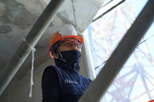 ▲<프레시안>은 지난 6일 경기도의 한 아파트 건설현장에서 자재‧세대정리팀에서 작업반장으로 일하고 있는 45살 권원영 씨를 만났다. ⓒ프레시안(박정연)