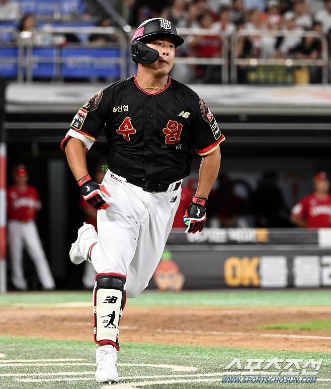 8일 수원KT위즈파크에서 열린 SSG와 KT의 경기, 5회말 2사 만루 KT 강백호가 만루홈런을 치고 질주하고 있다. 수원=허상욱 기자wook@sportschosun.com/2023.09.08/