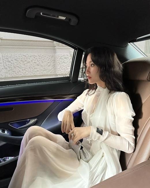 문가영이 공개한 이탈리아에서의 근황 사진 / 배우 문가영