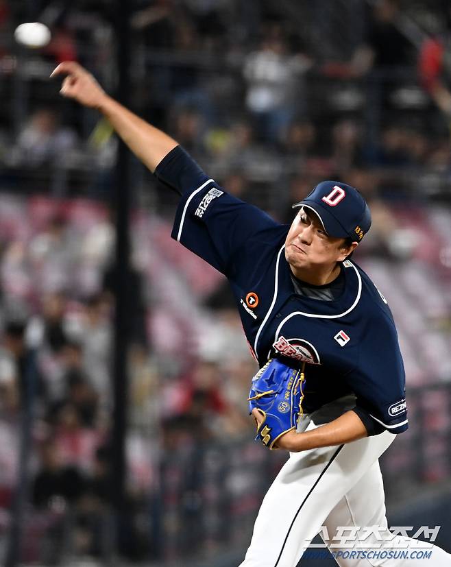 15일 광주KIA챔피언스필드에서 열린 두산과 KIA의 경기, 두산 이영하가 역투하고 있다. 광주=허상욱 기자wook@sportschosun.com/2023.09.15/