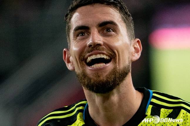 밝게 웃는 조르지뉴. /AFPBBNews=뉴스1